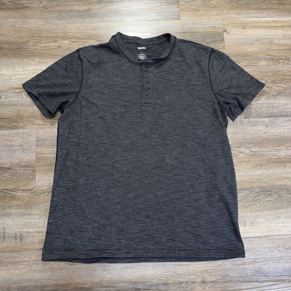Sonoma Henley Gray Mirco-Striped Short-Sleeve Shirt Mens Large 3-Button Placket